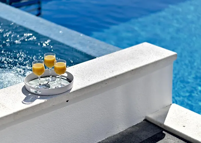 Serenity With Heated Pool * Donji Proložac
