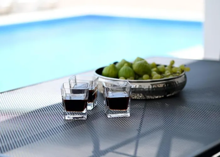 Serenity With Heated Pool Villa Donji Proložac